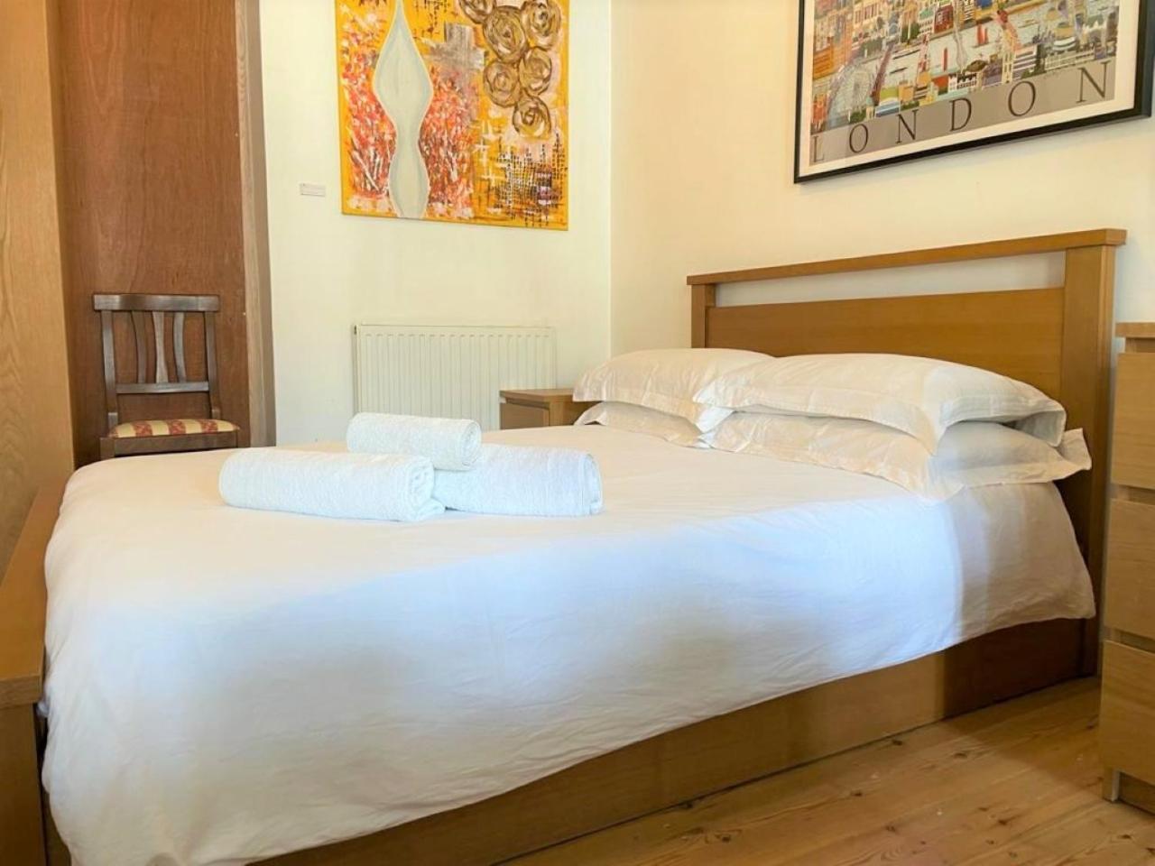 Studio Flat Without Kitchen At Kentish Town 伦敦 外观 照片